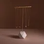 Objets de décoration - Présentoir à bijoux à barre en T en marbre et laiton - WHISPERING WOODS
