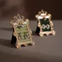 Objets de décoration - Porte-bagues à cadre couronne doré et suédine végane - WHISPERING WOODS