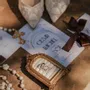 Objets de décoration - Cadre de présentation en arche Rococo Lucky Clover pour bagues - WHISPERING WOODS
