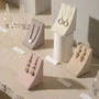 Objets de décoration - Présentoir triangulaire en suédine végane pour boucles et colliers - WHISPERING WOODS