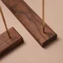 Objets de décoration - Présentoir à bijoux en noyer noir à barres en laiton - WHISPERING WOODS