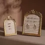 Objets de décoration - Cadre de présentation rococo doré en arche, trois positions - WHISPERING WOODS