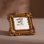 Objets de décoration - Cadre de présentation rococo carré doré pour bagues et boucles - WHISPERING WOODS