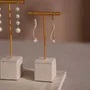 Objets de décoration - Ensemble de présentoirs à bijoux Vignette avec buste sur pied en hêtre - WHISPERING WOODS