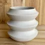 Pottery - Sculptural, geometric vase in white porcelain - Palindrome B4L - CALLIGRAMME