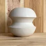 Autres décorations de Noël - Vase sculptural et géométrique en porcelaine blanche - Palindrome B2S - CALLIGRAMME