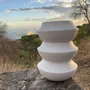 Sculptures, statuettes et miniatures - Vase sculptural et géométrique en porcelaine blanche - Palindrome B4S - CALLIGRAMME