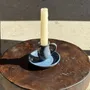 Bougeoirs et photophores  - Bougeoir à main vintage en grès émaillé bleu, Poterie Millian - OFFICE OBJETS