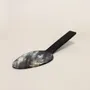 Couverts de service - Pelle à tarte en corne noire africaine - L INDOCHINEUR X RIVÊT