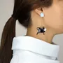 Bijoux - Boucles d'oreilles en corne et laque Rouge Feu - Tiges - L INDOCHINEUR X RIVÊT