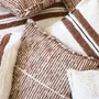 Coussins - TETOUAN - Coussin 100% coton rayé écru et noir et Sienne – Carré 50×50 - MASAME