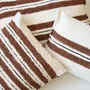 Coussins - TETOUAN - Coussin coton rayé écru et noir et Sienne – Rectangle 45×70 - MASAME