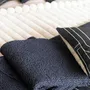 Linge de lit - Jeté recyclé Maia Caviar 180 x 260 - MAISON VIVARAISE - SDE VIVARAISE WINKLER