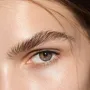 Cosmétiques - LA BROSSE À SOURCILS - LE SOURCIL PAR ANGÉLIK IFFENNECKER