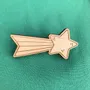 Broche en bois - Étoile filante - LES PETITES HIRONDELLES