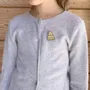 Pin's en bois - Bonnet - LES PETITES HIRONDELLES