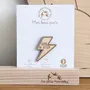 Pin's en bois - Super ATSEM - LES PETITES HIRONDELLES