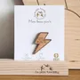 Pin's en bois - Super Maître - LES PETITES HIRONDELLES