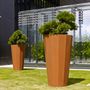 Office design and planning - Iris Flower Pot - FLORA