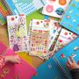 Children's arts and crafts - Sticker book - MAJOLO