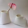 Vases - Vase "carton ondulé" - FANNY LAUGIER PORCELAINE