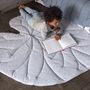 Throw blankets - LEAF QUILTS & RUGS - VIVIDGREY