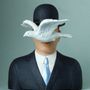 Sculptures, statuettes and miniatures - Magritte Man&Pigeon  - RECIDIVE-PARASTONE