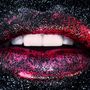 Art photos - Taste my lips - YELLOWKORNER