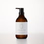 Beauty products - HAND AND BODY WASH / RAVE White - COKON LAB