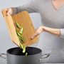 Kitchen utensils - Chop2Pot Bamboo Cutting Board - JOSEPH JOSEPH