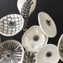 Objets de décoration - Fleurs en porcelaine - ALEX HACKETT