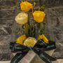 Décorations florales - Vase haché à thème jaune - VIVA FLORA