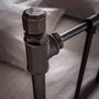 Quincaillerie d'art - Lit en fer artisanal style industriel - Modèle Iro - VOLCANO - HANDMADE IRON BEDS