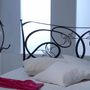 Quincaillerie d'art - Design haut de gamme fait à la main - Modèle Garden - VOLCANO - HANDMADE IRON BEDS