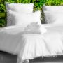 Linge de lit - Linge de lit en coton blanc avec pompons - MIA ZIA