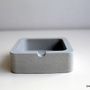 Decorative objects - Grey concrete ashtray - CHAPITRE MAISON