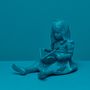 Vêtements enfants - FIGURINE RESINE colori Bleu - The Girl & the Book  - BLOOP