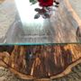 Objets de décoration - Table basse en bois massif avec verre, pomme - MASIV_WOOD