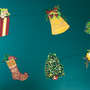 Guirlandes et boules de Noël - Traditional Christmas Garland - EAST END PRESS