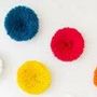 Autres décorations murales - Ensemble de 05 juju hats de 50 cm : juju hats ou décoration murale ou objet déco ou coiffe bamileke - HOME DECOR FR