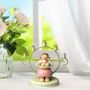 Objets de décoration - Petite fille dans un cerceau, avec bol de fleurs et oiseaux - WENDT & KUEHN