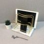 Boîtes de rangement  - Charging cables hidden Cell Phone/Tablet/Laptop Organizer Stand - MARBILLUM