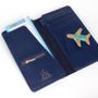 Accessoires de voyage - Stitch Travel Wallet - CHASING THREADS