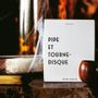 Objets de décoration - BOUGIE PARFUMÉE, PIPE ET TOURNE DISQUE - H U T T E