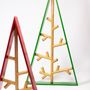 Objets de décoration - Structure triangulaire géométrique en chêne de Bourgogne - MR LOUIS