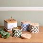 Candles - Ebba fragrance candle in vessel with wooden lid - LAMBERT