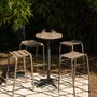 Chaises de jardin - Tabouret de bar d'extérieur Alicante empilable en aluminium thermo-laqué de couleur moka, vert jonc ou bleu eau - EZEÏS