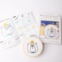 Gifts - Decorative Embroidery Kit - Her Majesty The Bear - FRENCH KITS