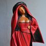 Sculptures, statuettes et miniatures - Sculpture en cuir, femme à la robe rouge  - ANNIE DELEMARLE SCULPTURE CUIR