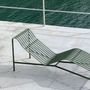 Lawn chairs - Palissade Chaise Longue - HAY